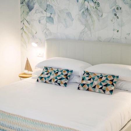 Chez Rosa - Cozy Sea View Openspace - 10Mins From Belmond Caruso Ravello Bagian luar foto